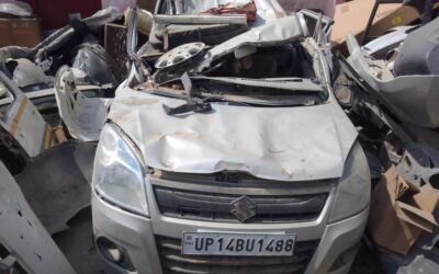 MARUTI 	 WAGONR LXI  2012′ greater noida  Without rc