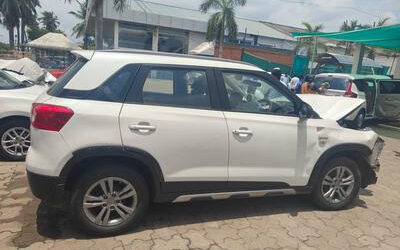 MARUTI VITARA BREEZA ZDI (2016)-BHIMAVARAM,ANDHRA PRADESH, (WITH RC