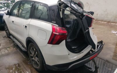 MAHINDRA XUV 700 AX7 DIESEL LUXURY PACK AT,2024,AHMEDABAD,GJ(WITH RC)