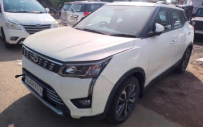 MAHINDRA XUV300 W8(O) DSL AMT (2019)Baroda,GUJARAT, (WITH RC) Baroda Flood