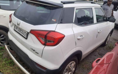 MAHINDRA. MAHINDRA XUV 300 (2023)-VIJAYAWAD,ANDHRA PRADESH, (WITH RC) South Flood