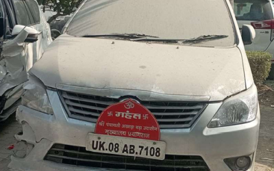 TOYOTA INNOVA 2.5,2013,LUCKNOW,UP(WITH RC)