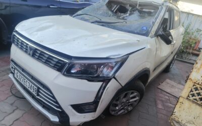 MAHINDRA  XUV 300 1.5 W8,2023,AHMEDABAD,GJ(WITH RC)