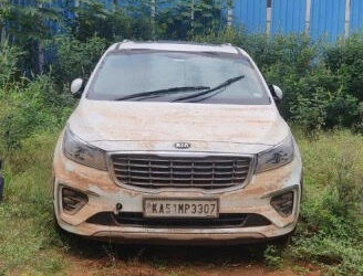 KIA Carnival (2020)BANGALORE,KARNATAKA, (WITH RC) FLOOD