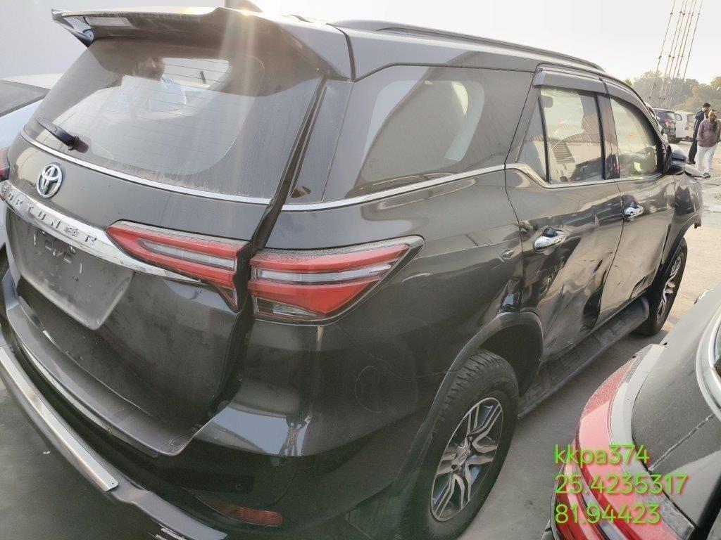 TOYOTA FORTUNER 2.8,2025,Diesel,PRAYAGRAJ,UTTAR PRADESH(WITH RC)