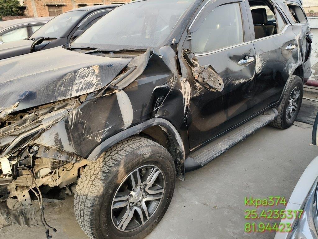 TOYOTA FORTUNER 2.8,2025,Diesel,PRAYAGRAJ,UTTAR PRADESH(WITH RC)