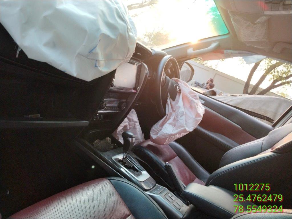 TOYOTA FORTUNER 2.8,2025,JHANSI,UTTAR PRADESH(WITH RC) - Image 5