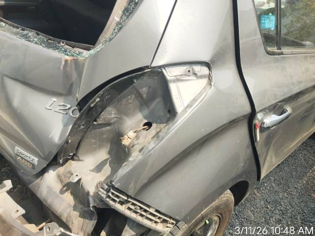 HYUNDAI I20 SPORTZ,Petrol,2013,KHAMMAM,TS(WITHOUT RC) - Image 5