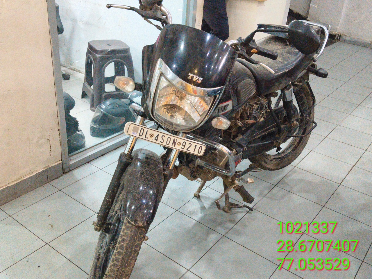 TVS RADEON,2022,Petrol,NEW DELHI,DL(WITHOUT RC)
