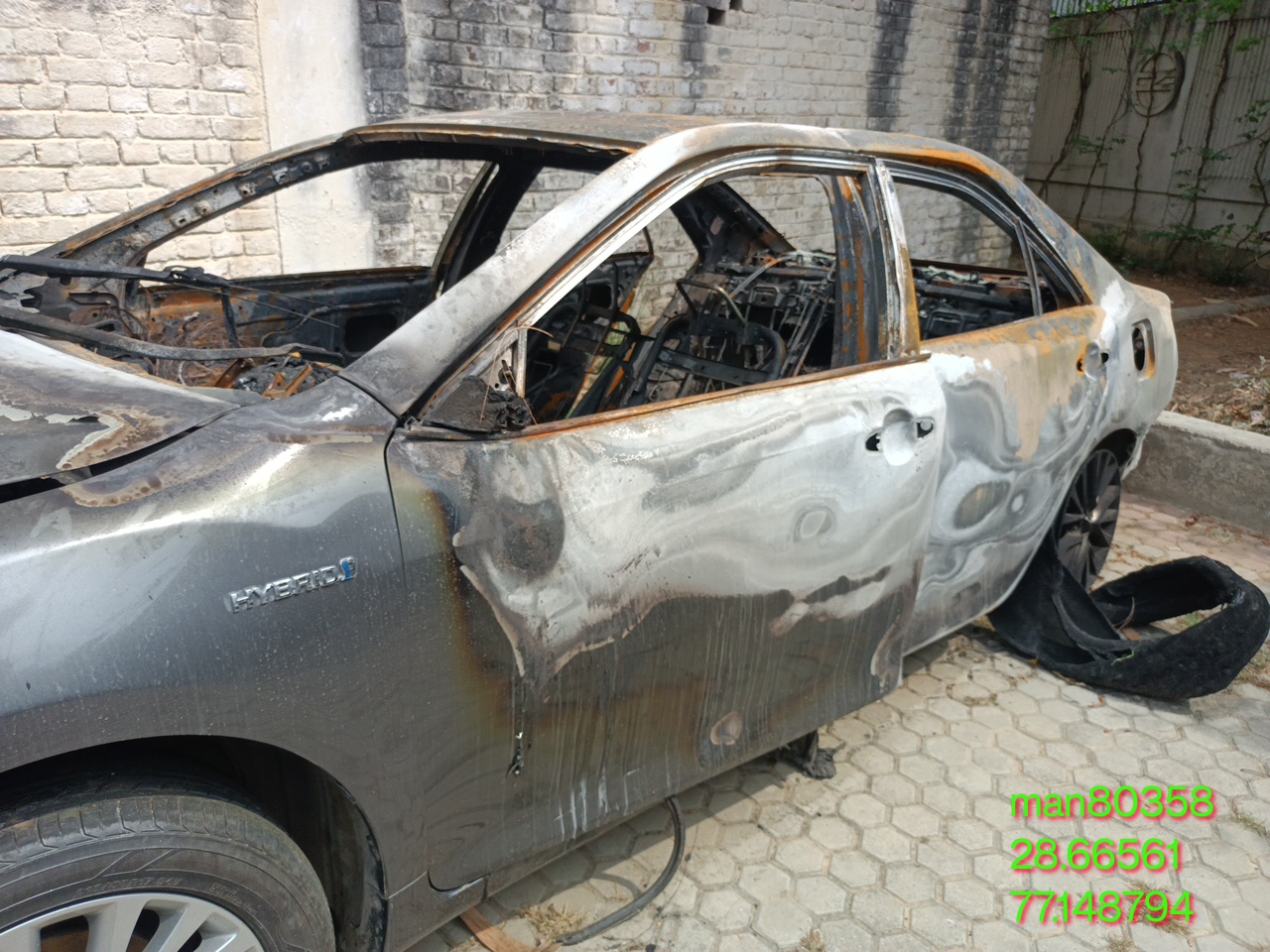 TOYOTA CAMRY HYBRID,2016,Petrol,NEW DELHI,DL(WITHOUT RC)