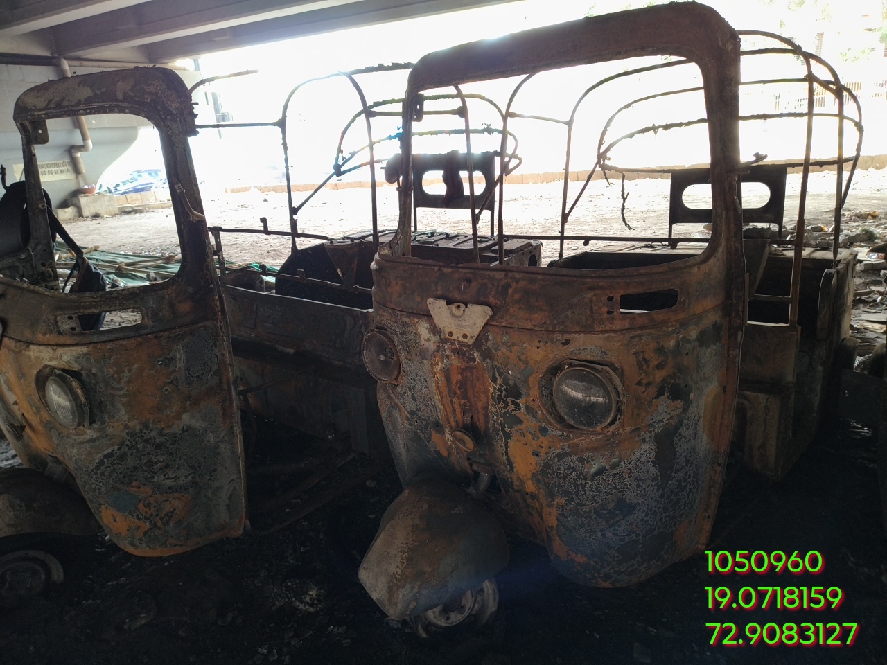 BAJAJ RE 145,CNG,2018,CNG,MUMBAI,MH(WITHOUT RC)