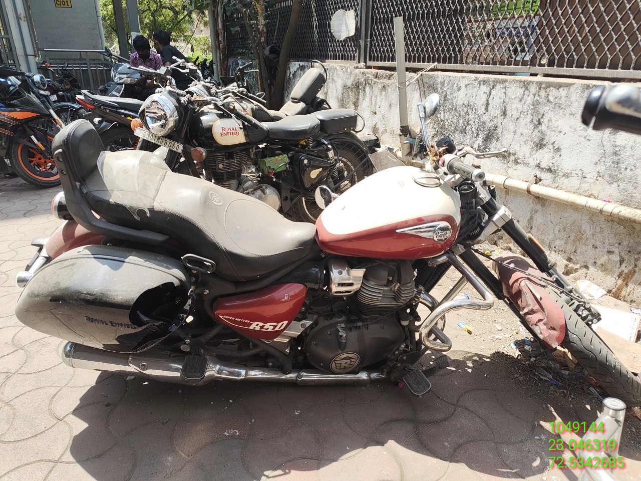 ROYAL ENFIELD SUPER METEOR 650 ASTRAL,2024,Petrol,AHMEDABAD,GJ(WITH RC)