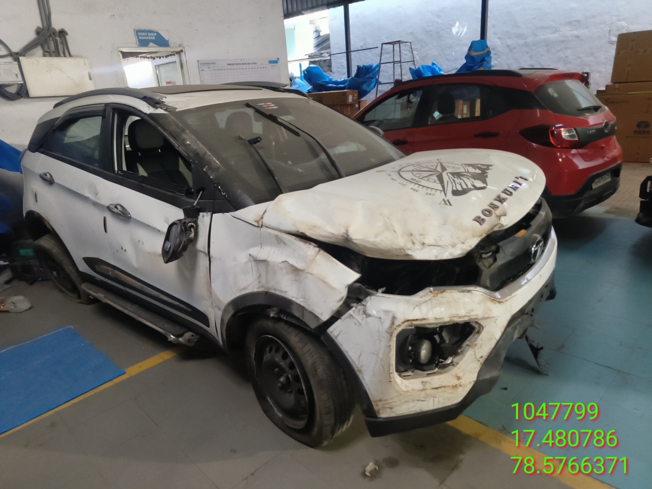 TATA MOTORS NEXON XM S,2022,Petrol,HYDERABAD,TS(WITH RC)