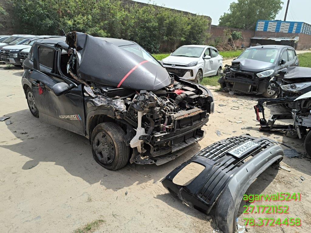 HYUNDAI VENUE 1.2,2025,Petrol,ETAWAH,UP(WITH RC)