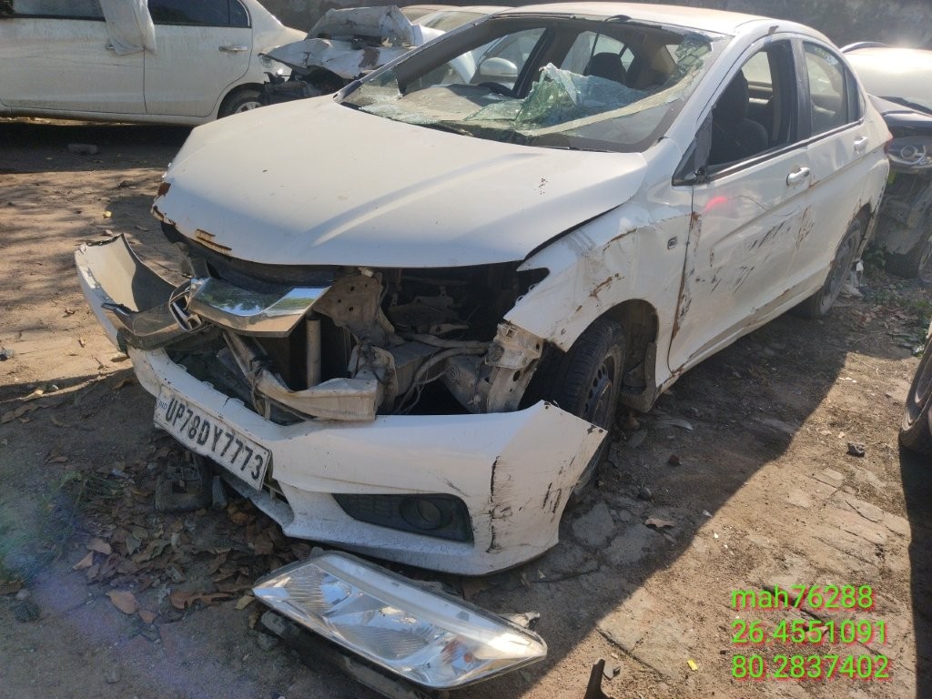 HONDA CITY I VTECH,2015,Petrol,KANPUR,UP(WITH RC)
