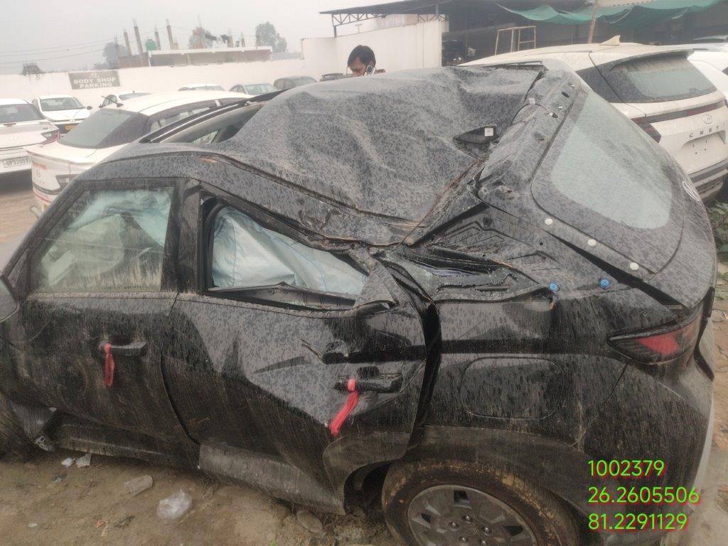 HYUNDAI VENUE 1.2,2025,Petrol,LUCKNOW,UP(WITH RC)