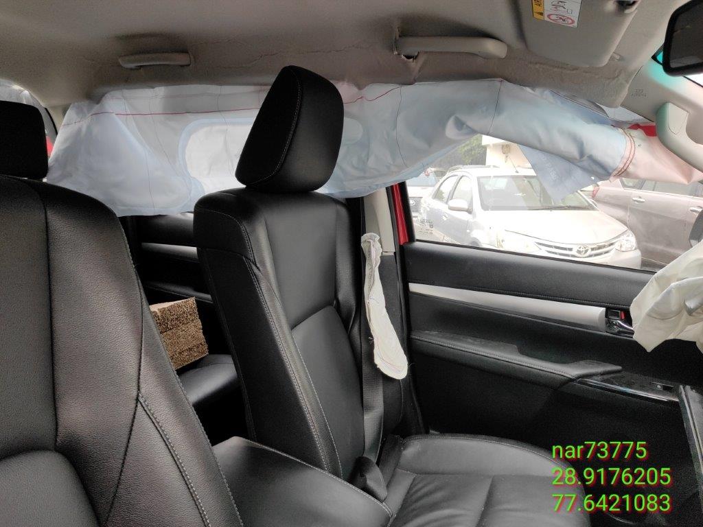 TOYOTA HILUX HIGH AT,2025,Diesel,MEERUT,UP(WITH RC) - Image 3