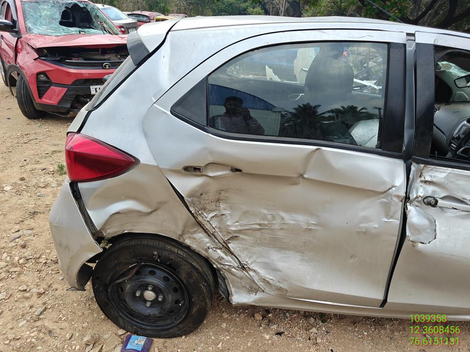 TATA MOTORS TIAGO AZ 1.2L,2017,Petrol,MYSORE,KA(WITH RC) - Image 4