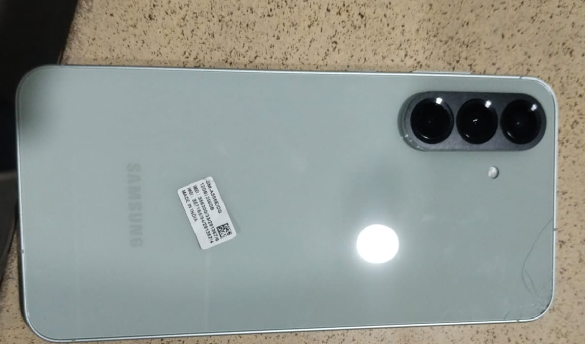 KARUNA MANAGEMENT SERVICES LTD Samsung Galaxy Handsets along with their accessories 12 pcs PUNE MAHARASHTRA