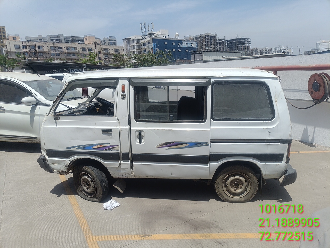 MARUTI OMNI E MPI STD 5STR,2009,Petrol CNG,SURAT,GJ(WITH RC)
