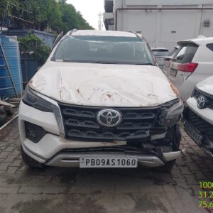 TOYOTA FORTUNER 2.8 2WD AT,2025,Diesel,JALANDHAR,PB(WITH RC)