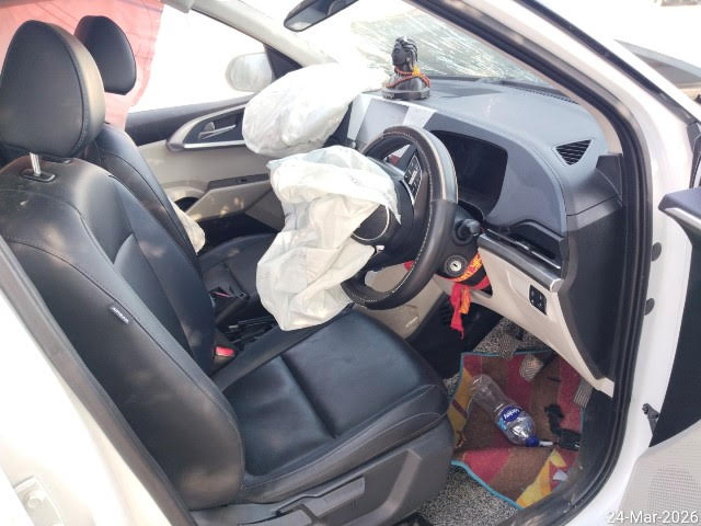 KIA CARENS G1.5 6MT (2025)-SANT KABIR NAGAR,UTTAR PRADESH, (With RC)