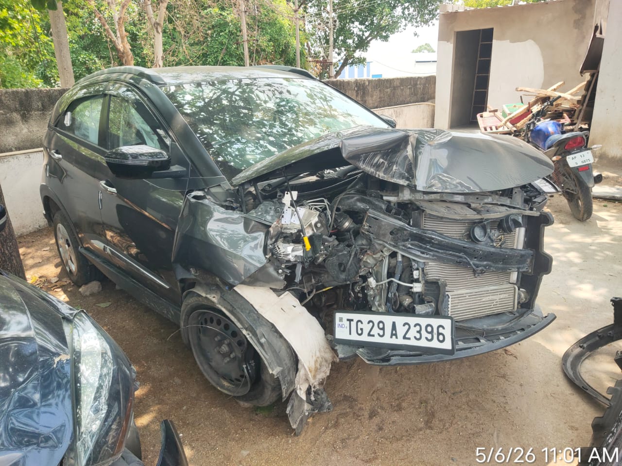 TATA MOTORS NEXON 1.2 PURE,2024,Petrol,INSURE,TS(WITH RC)