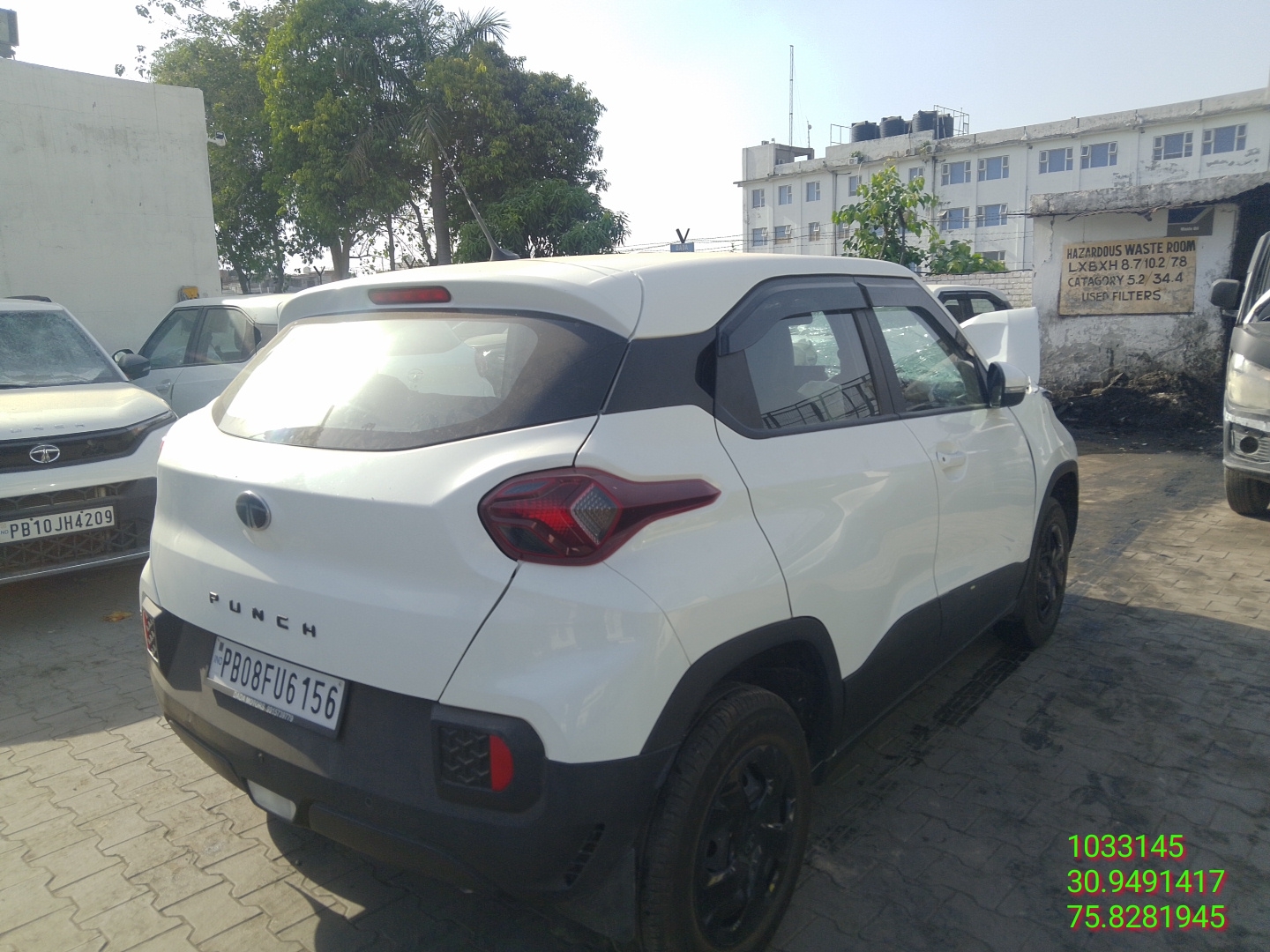 TATA MOTORS PUNCH ADVENTURE,2025,Petrol,LUDHIANA,PB(WITH RC)