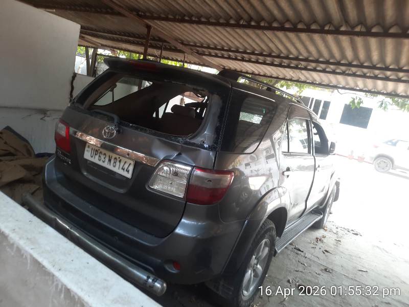 TOYOTA FORTUNER,2011,Diesel,MIRZAPUR,UP(WITH RC)