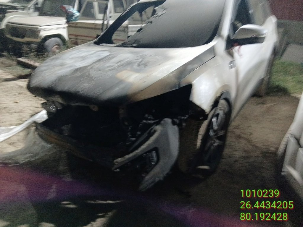 MAHINDRA XUV 700 AX7,2025,Diesel,KANPUR,UP(WITHOUT RC)