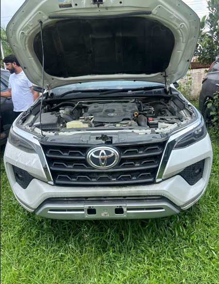 TOYOTA FORTUNER 2.8 2WD AT,2023,petrol,ITANAGAR,AP(WITH RC)