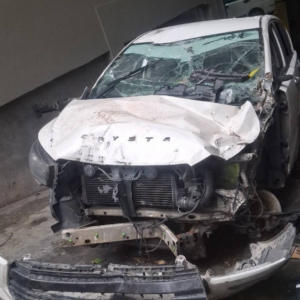 TOYOTA INNOVA CRYSTA 2.4 GX MT 8 STR,2016,Diesel,GANGTOK,SK(WITHOUT RC)