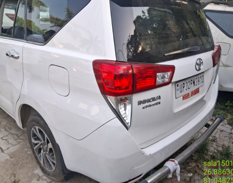 toyota INNOVA CRYSTA 2.4,2021,Diesel,LUCKNOW,UP(WITH RC)