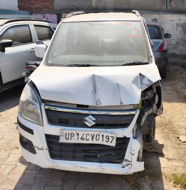 MARUTI WAGON R VXI AMT,2015,Petrol,GHAZIABAD,DL(WITH RC)