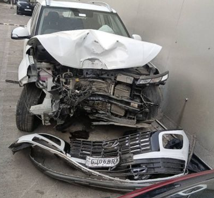 HYUNDAI VENUE 1.5 SX CRDI,2024,Diesel,VADODARA,GJ(WITH RC)