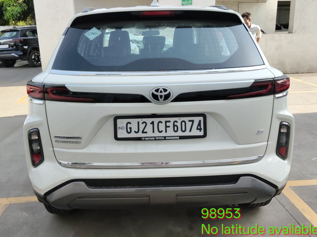 TOYOTA URBAN CRUISER HYRYDER S ,CNG,2025,NAVSARI,GJ(WITH RC)