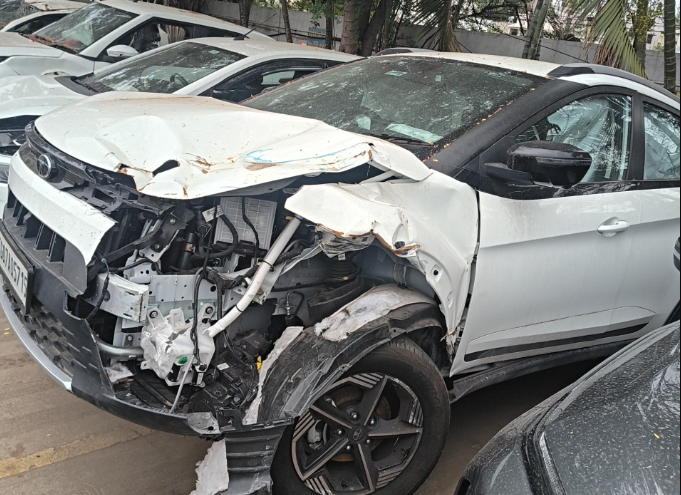 TATA MOTORS NEXON 1.5 CREATIVE AMT ,DIESEL,2025,Sangli-Miraj,MH(WITH RC)