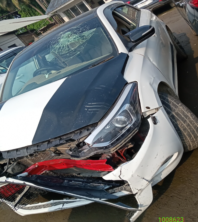 HYUNDAI I20 SPORTZ,2015,Petrol,GUWAHATI,AS(WITH RC)