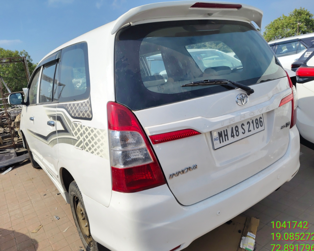 TOYOTA INNOVA 2.5G 8 STR,2013,Diesel,MUMBAI,MH(WIHT RC)