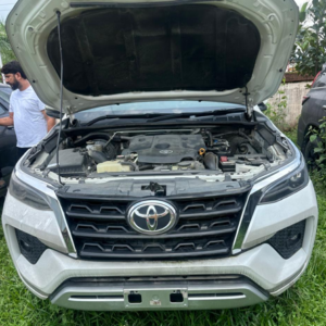 TOYOTA FORTUNER 2.8 2WD AT,2023,petrol,ITANAGAR,AP(WITH RC)