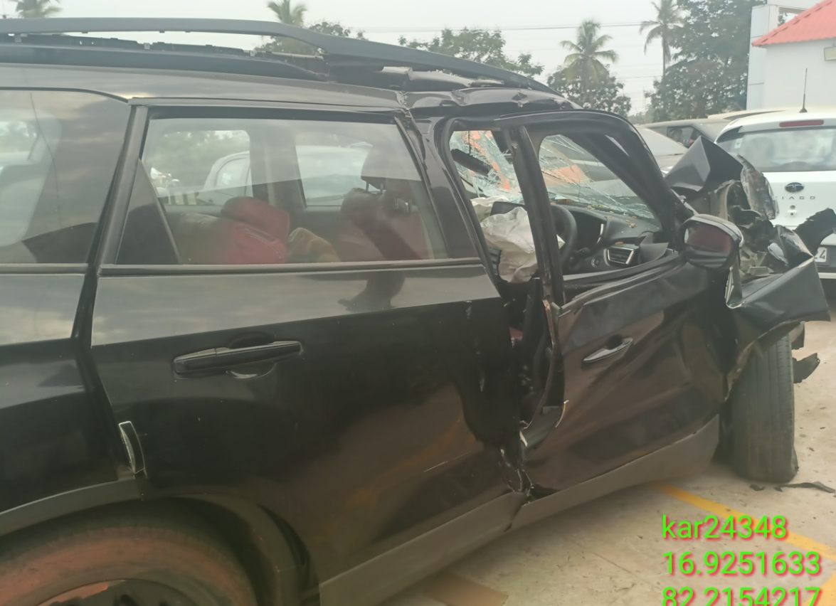 TATA MOTORS SAFARI XT PLUS,2022,Diesel,VISAKHAPATNAM,AP(WITH RC)