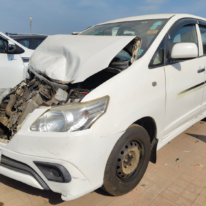 TOYOTA INNOVA 2.5G 8 STR,2013,Diesel,MUMBAI,MH(WITH RC)