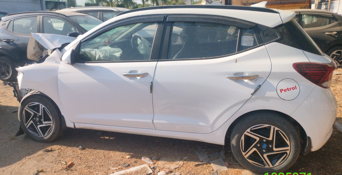 HYUNDAI GRAND I10 NIOS SPORTZ 1.2 VTVT,Petrol,2025,AKOLA,MH(WITH RC)