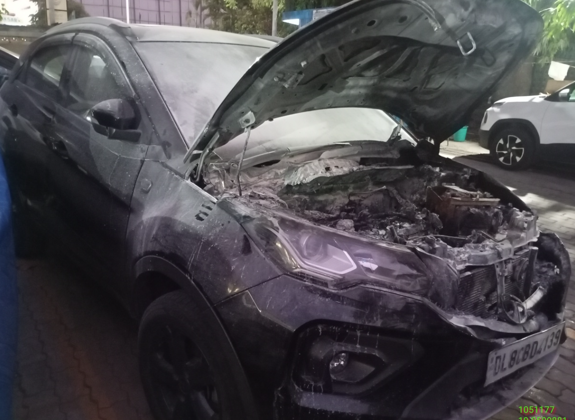 TATA MOTORS NEXON XZA PLUS 1.2 OPTION,2022,Petrol,NAVI MUMBAI,MH(WITH RC)