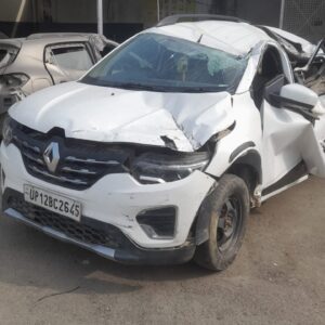 RENUALT TRIBER RXZ MT,2018,PETROL,BIJNOR UP(WITH RC)