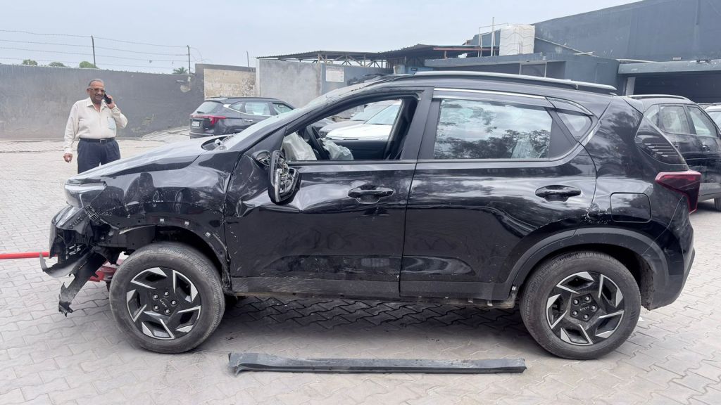 KIA MOTORS SONET D1.56MT,DIESEL,2025,KARNAL,HR(WITH RC)