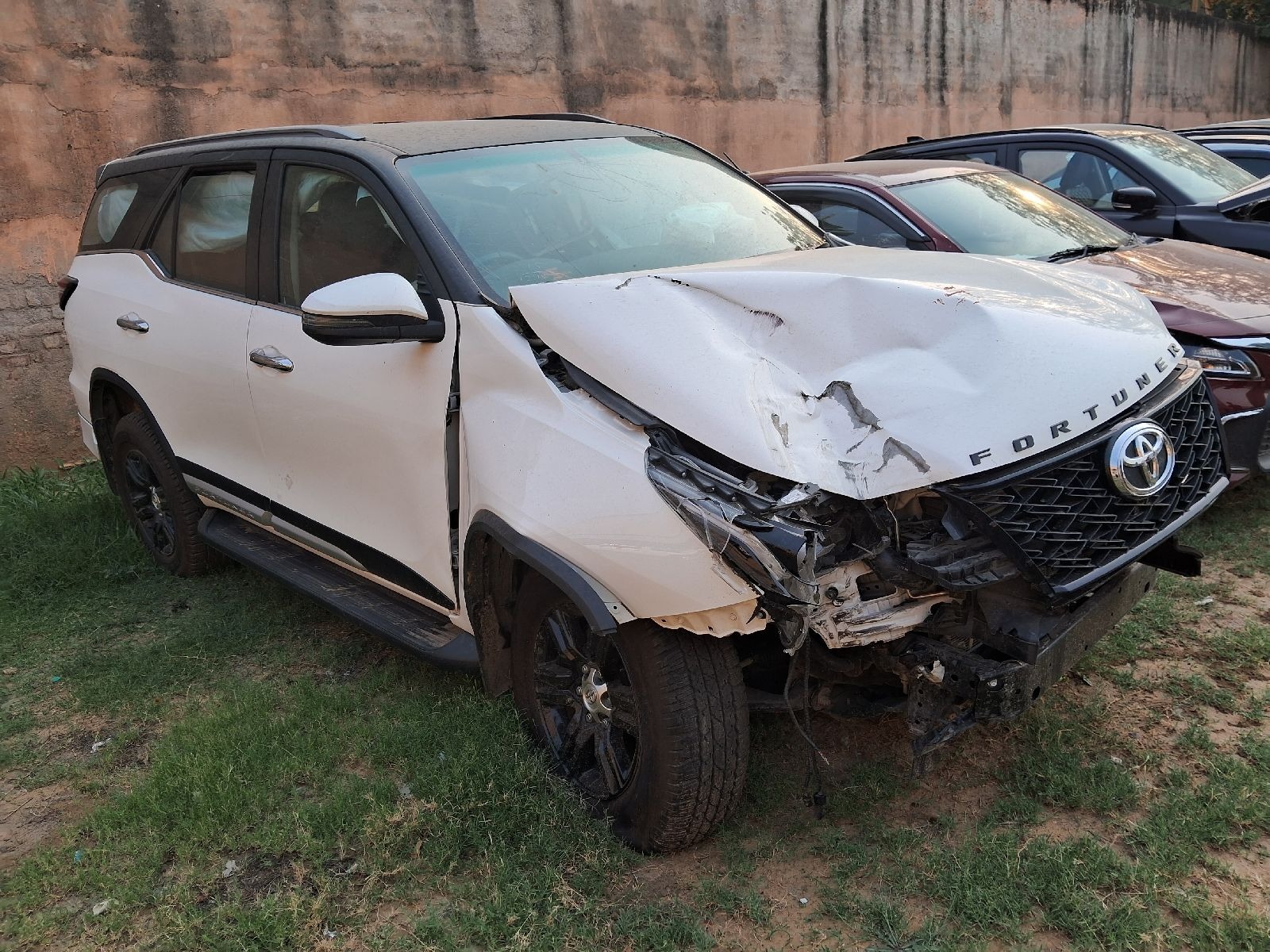 TOYOTA FORTUNER LEADER EDITION AT,2026,GURGAON,HR(WITH RC)