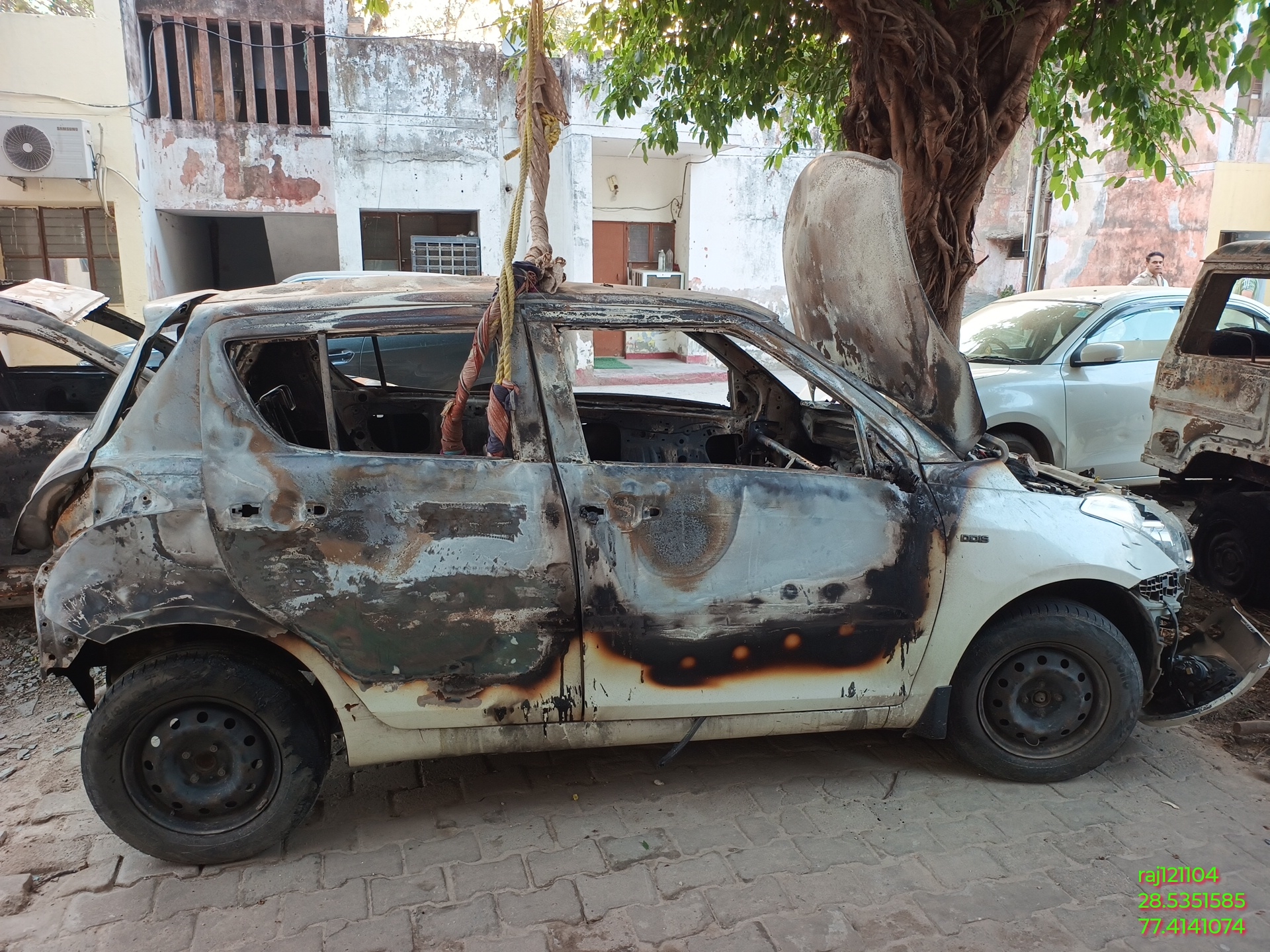 MARUTI SWIFT VDI,2017,Diesel,Noida,UP(WITHOUT RC)