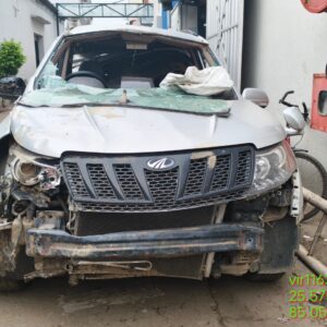 MAHINDRA XUV 500 W6 FWD,2015Diesel,PATNA,BR(WITH RC)