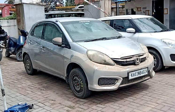 Honda BRIO 1.2 S MT (2017)-Bangalore,KARNATAKA, (With RC) Flood
